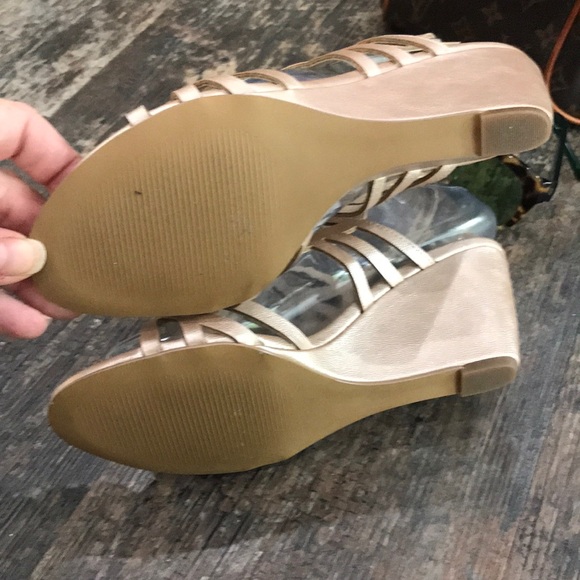 Studio Isola Metallic Champagne Wedge Sandals - Picture 6 of 11